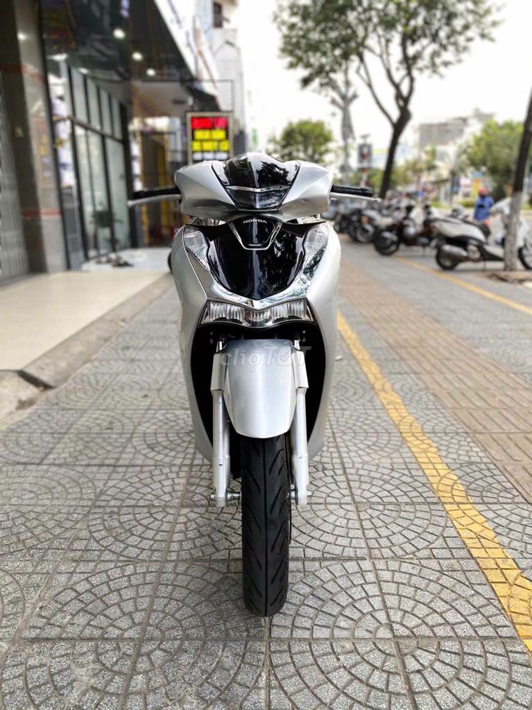 Honda SH 2022 - ảnh 1