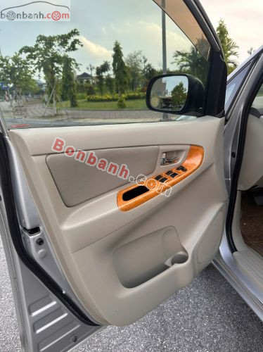 Toyota Innova G 2011 - ảnh 5