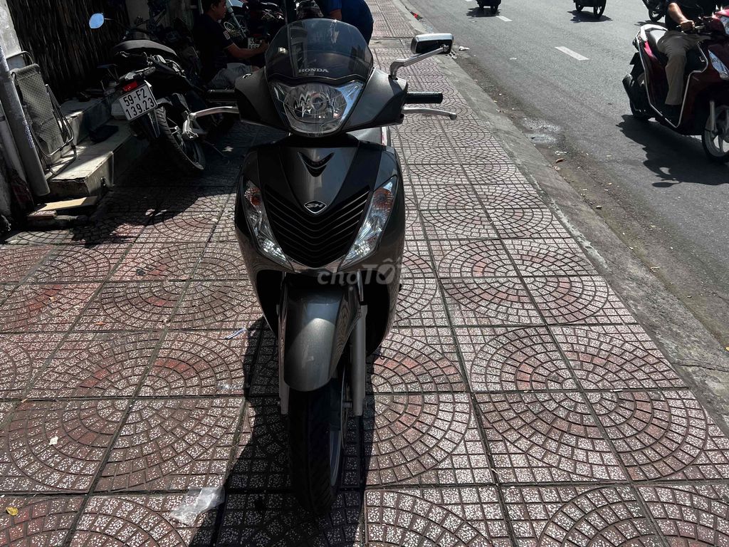 Honda SH 2021 - ảnh 1