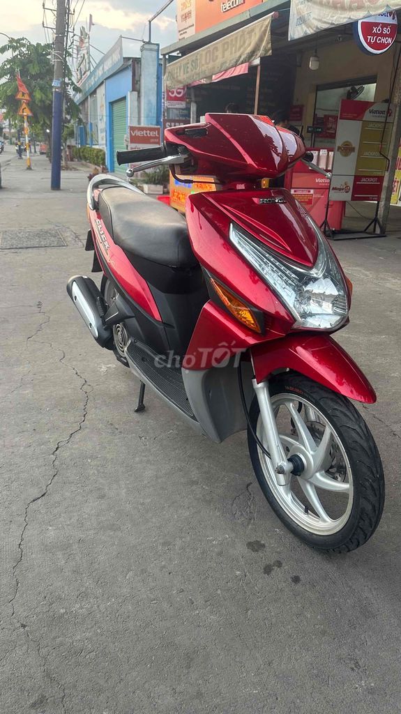 Honda Click 2011 - ảnh 4