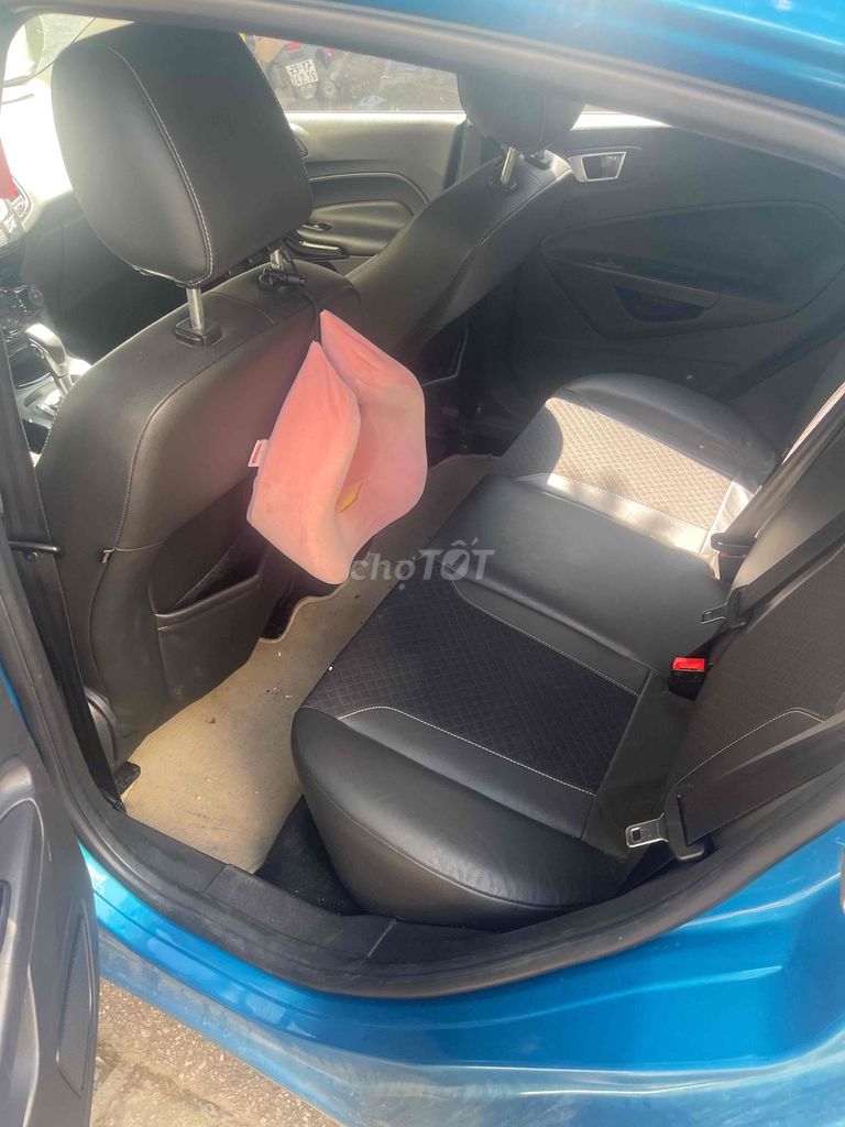 Ford Fiesta 2015 - ảnh 1