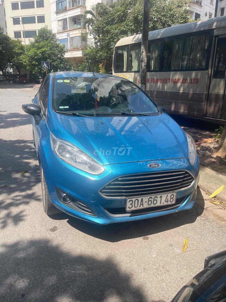 Ford Fiesta 2015 - ảnh 2