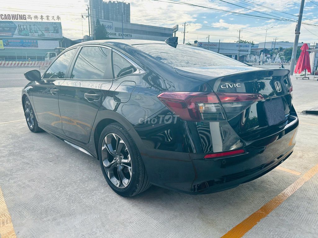 Honda Civic - ảnh 4