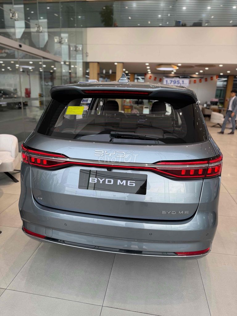BYD M6 - ảnh 3