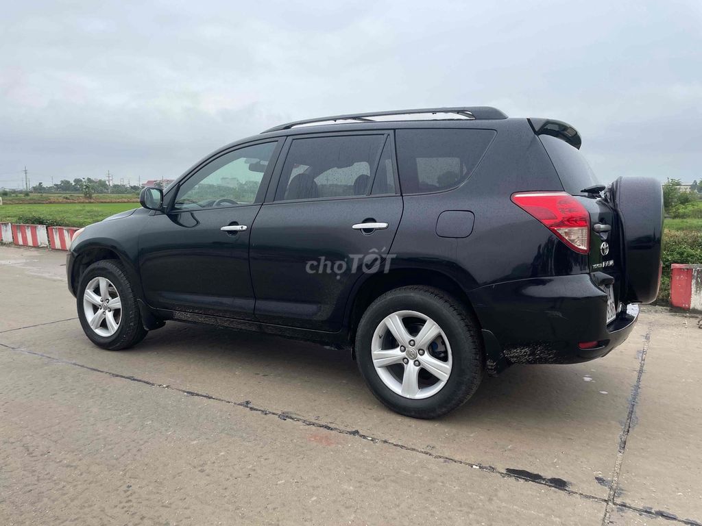 Toyota 2007 - ảnh 1