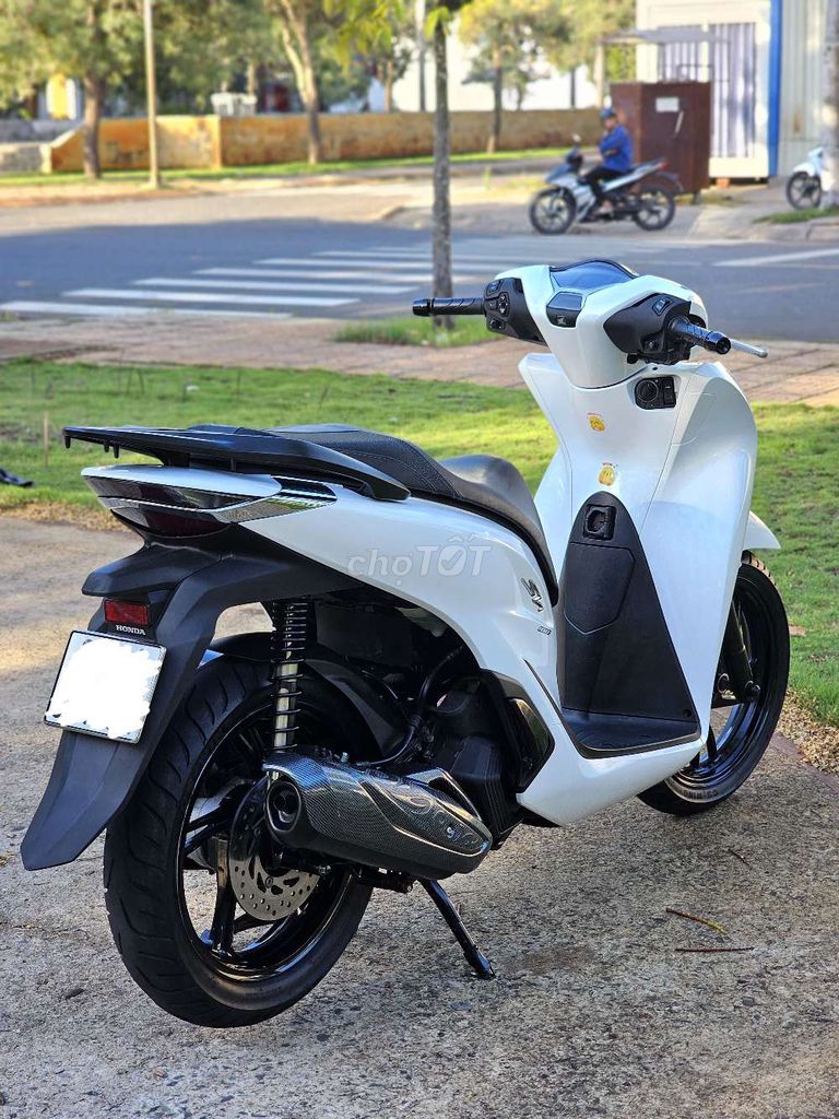 Honda SH 2023 - ảnh 3