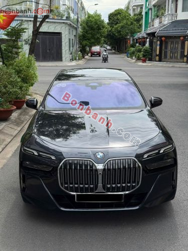 BMW 7 Series 735i M Sport 2023 - ảnh 1