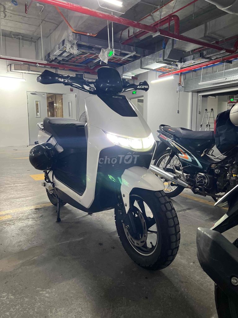 Yadea 2024 - ảnh 1