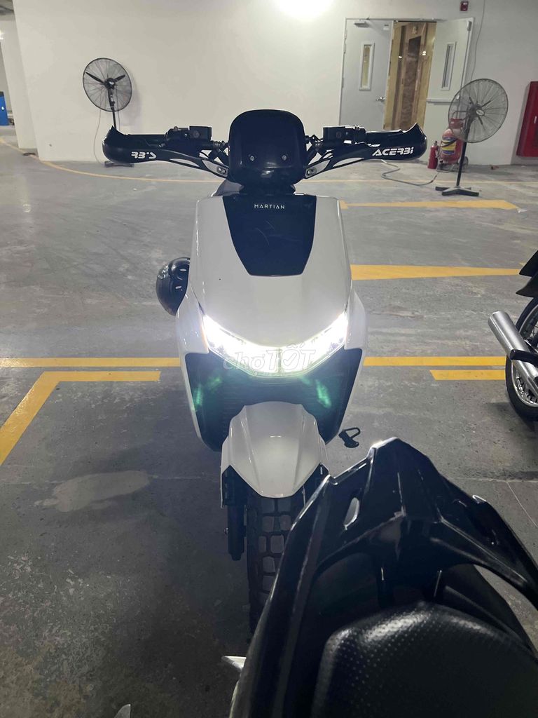 Yadea 2024 - ảnh 2