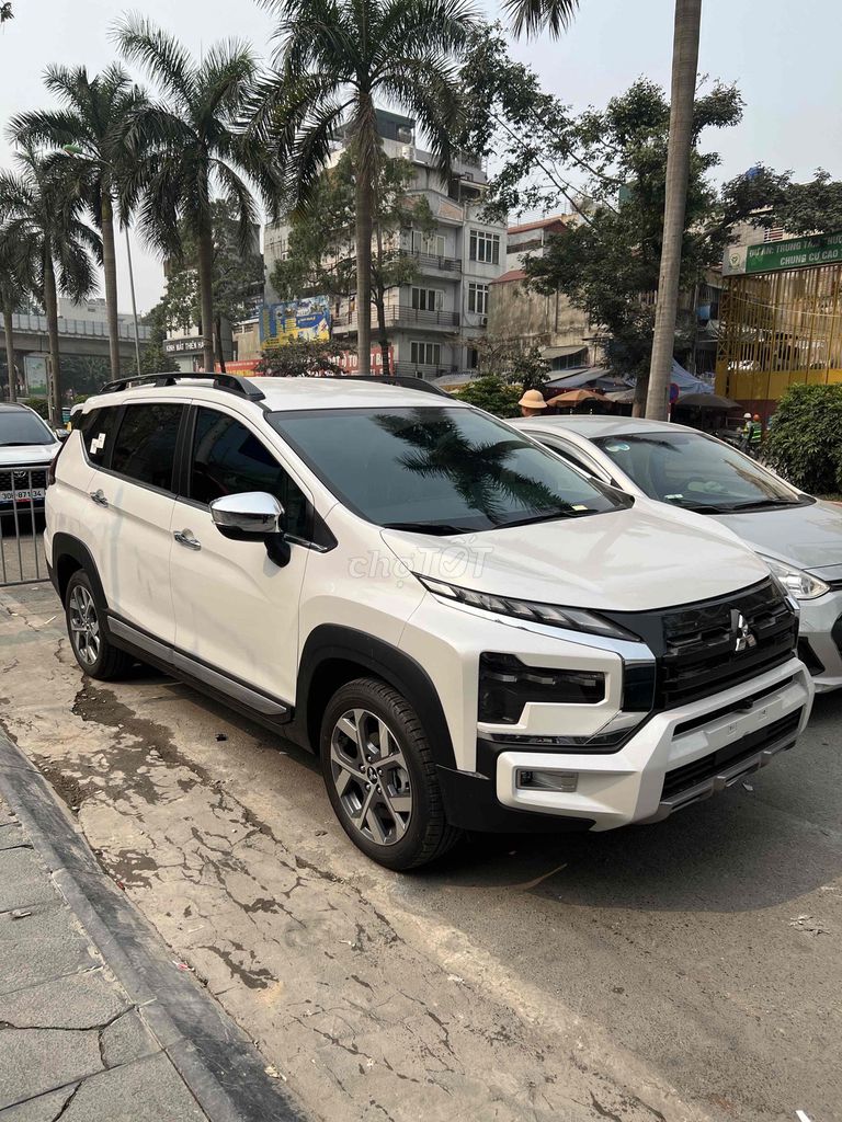 Mitsubishi Xpander Cross 2025 - ảnh 2