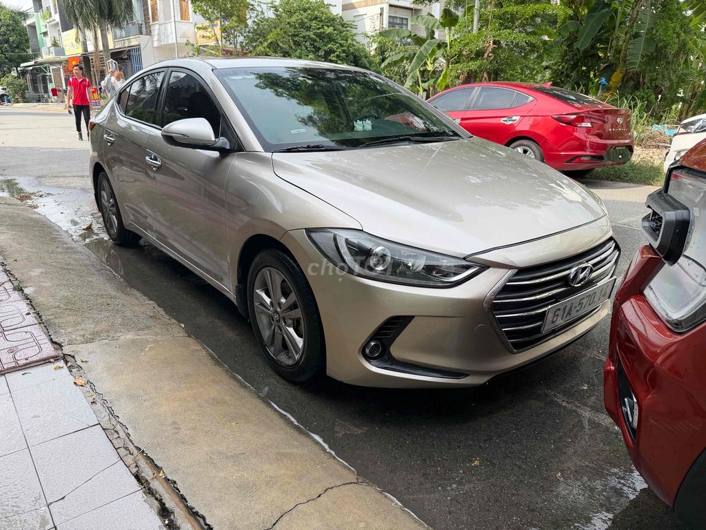 Hyundai Elantra 2018 - ảnh 5