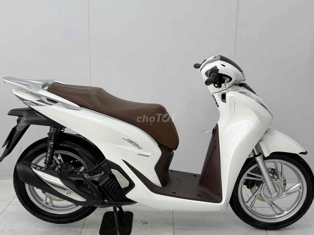 Honda SH 2023 - ảnh 3