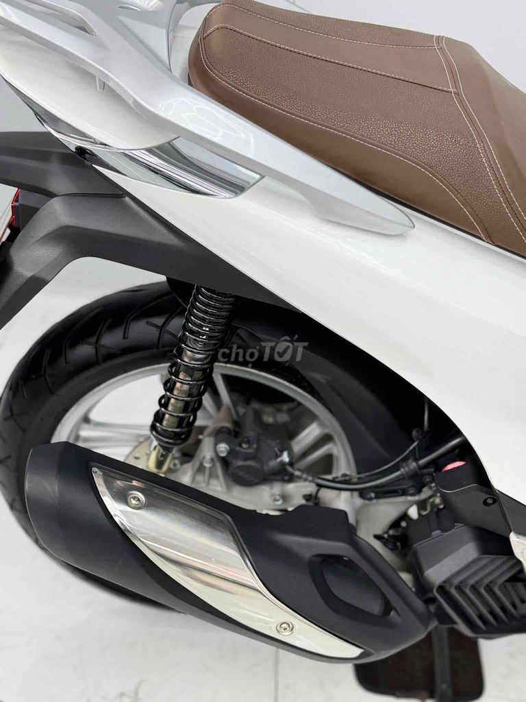 Honda SH 2023 - ảnh 5