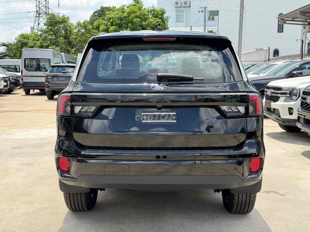 Ford Everest 2026 - ảnh 3