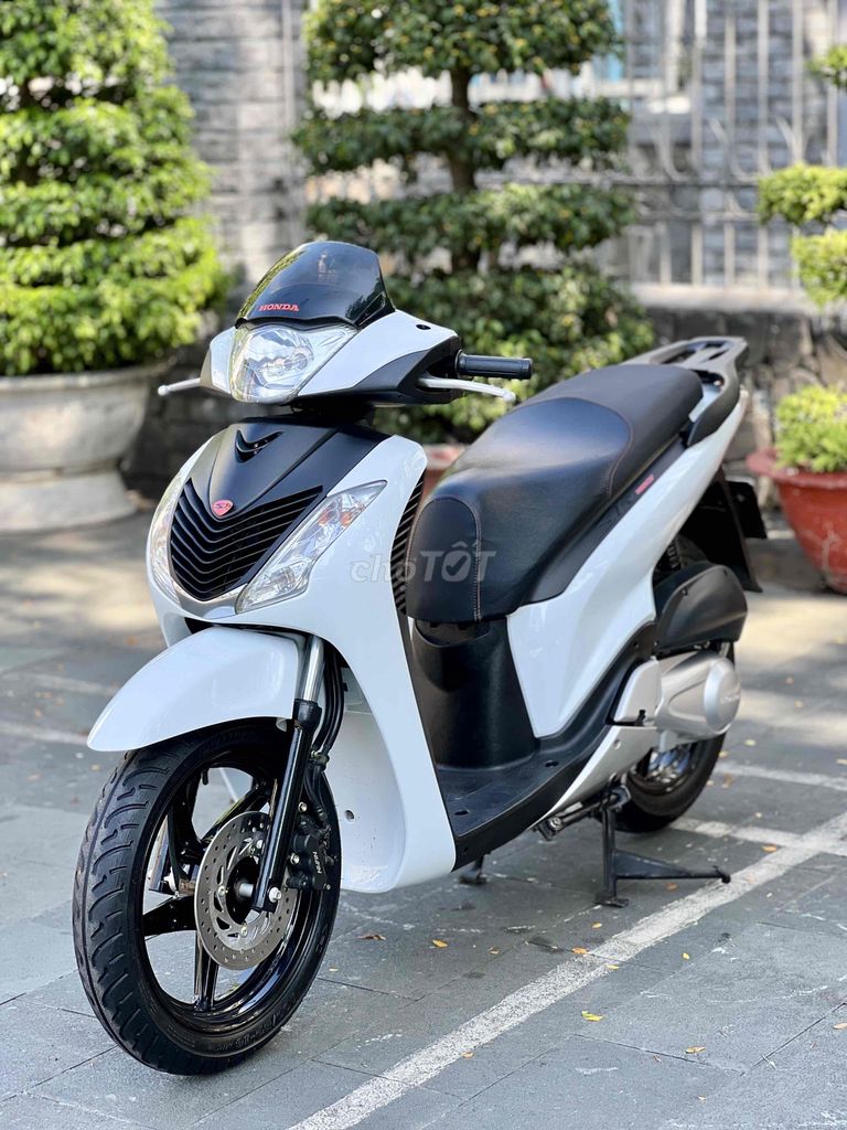 Honda 2010 - ảnh 2
