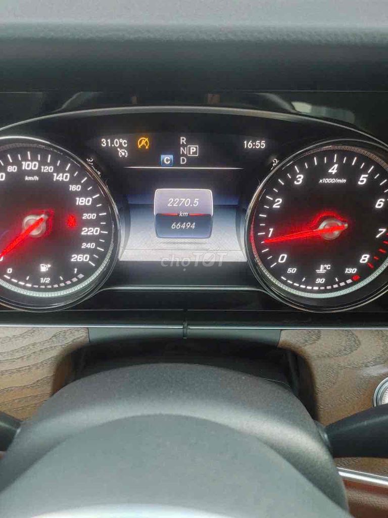Mercedes-Benz 2019 - ảnh 2