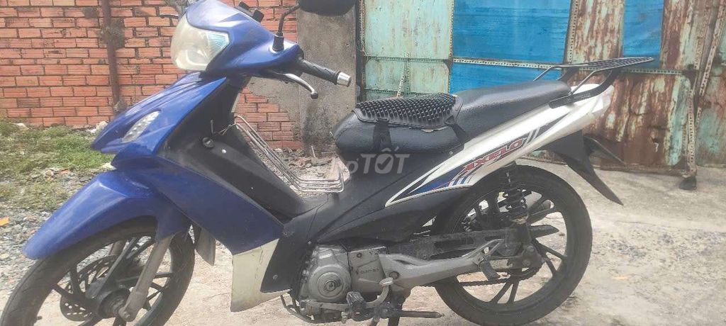 Suzuki Axelo 2013 - ảnh 2