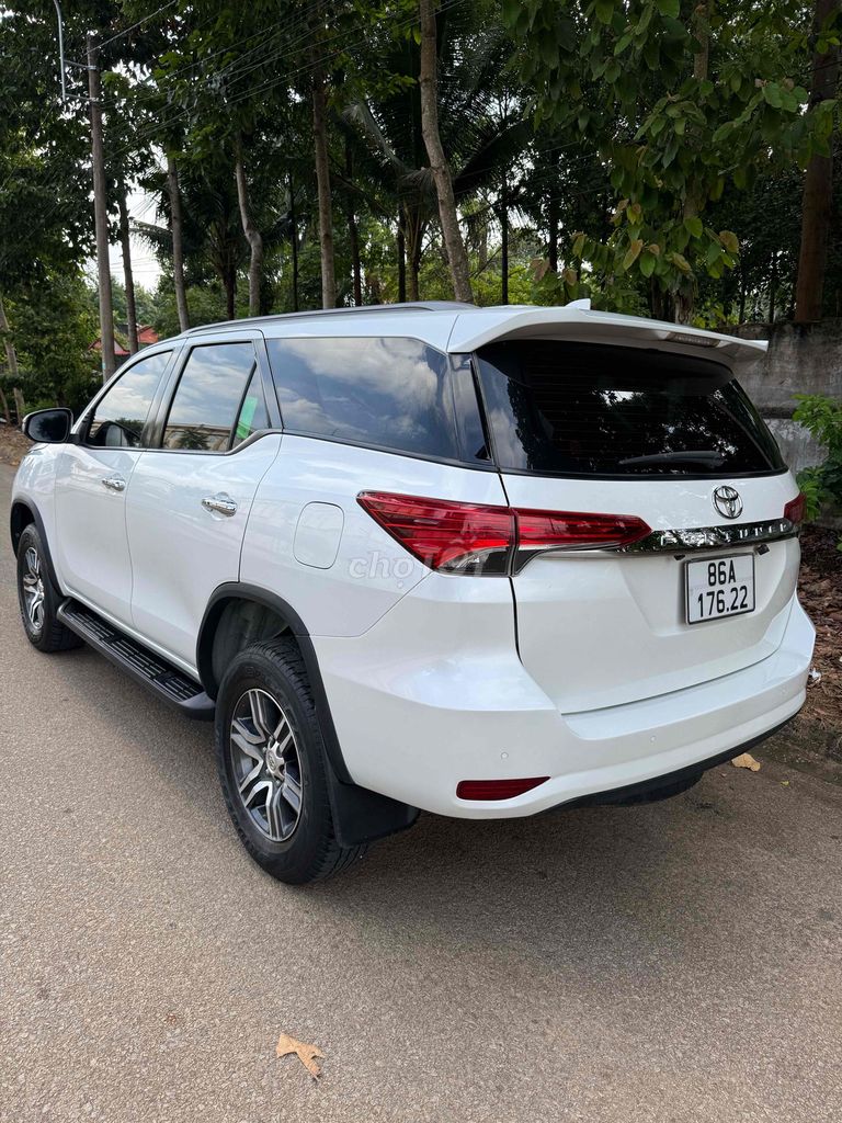 Toyota Fortuner 2021 - ảnh 3