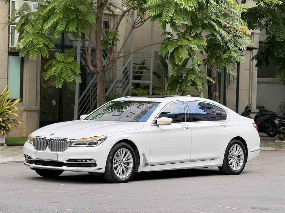 BMW 2018 - ảnh 1