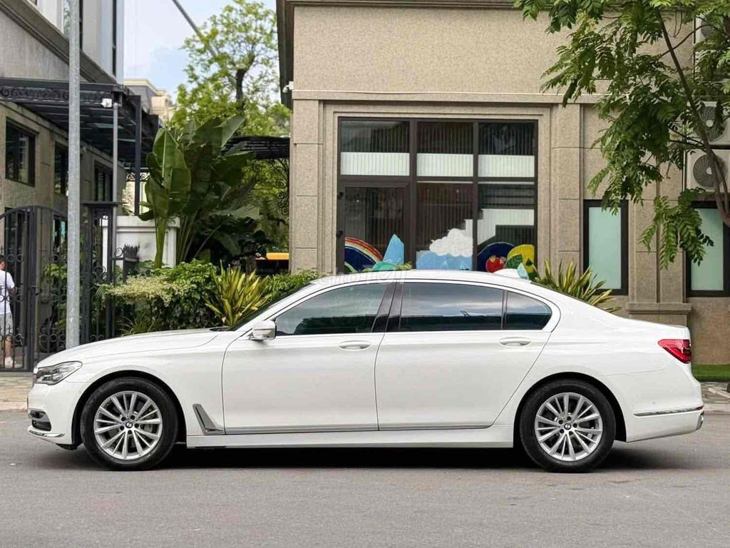 BMW 2018 - ảnh 2