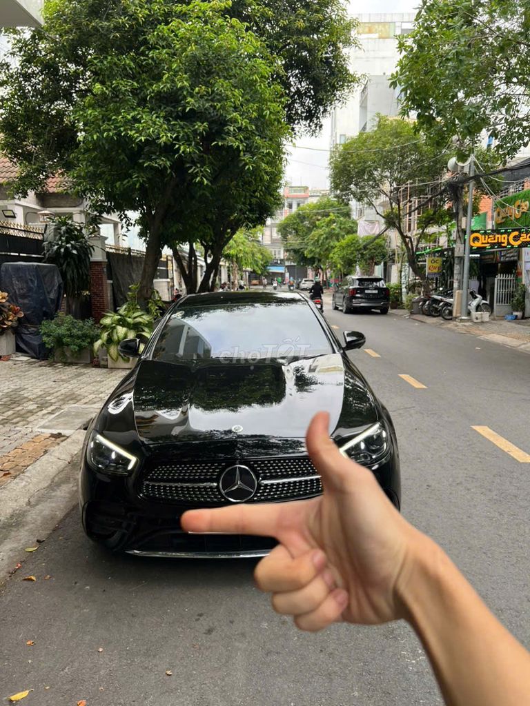 Mercedes-Benz 2021 - ảnh 1