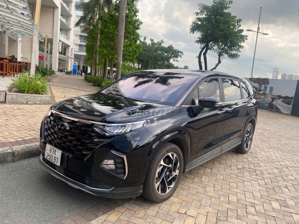 Hyundai Custin 2023 - ảnh 1