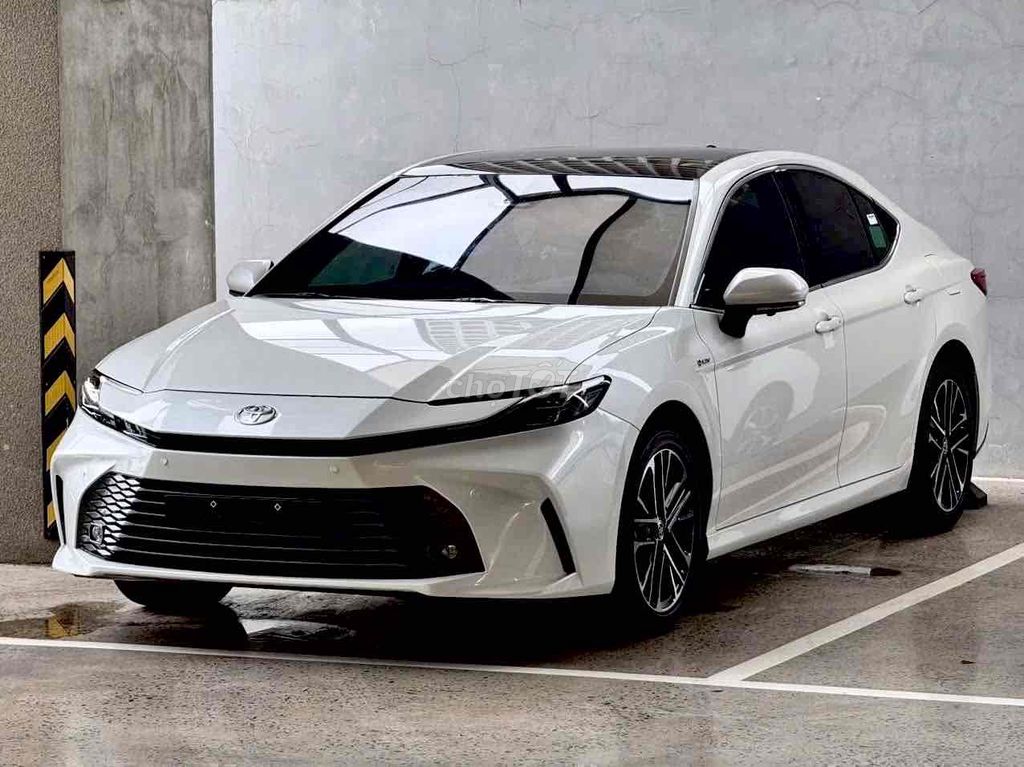 Toyota Camry 2026 - ảnh 4