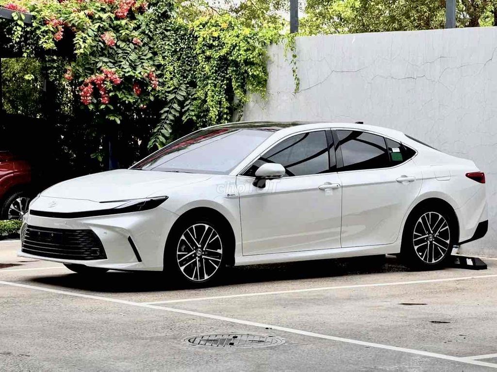 Toyota Camry 2026 - ảnh 5