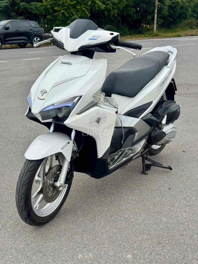 Honda Air Blade 2016 - ảnh 2