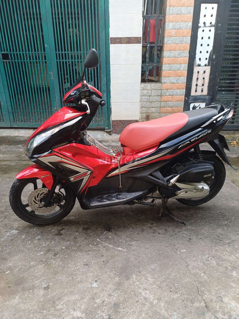 Honda Air Blade 2015 - ảnh 2