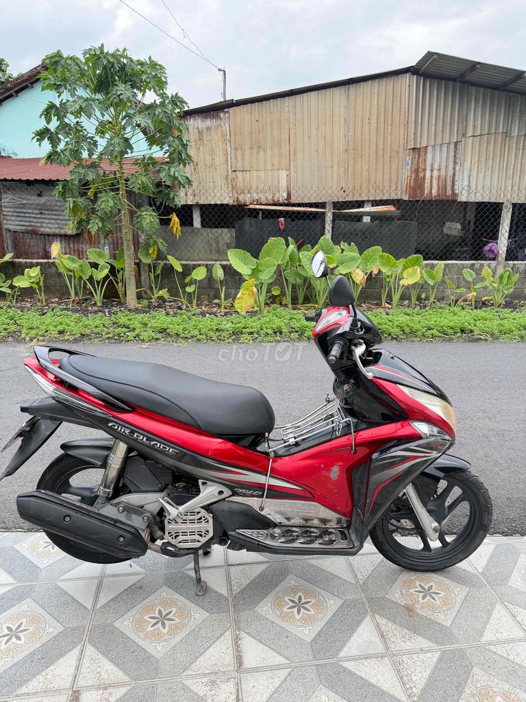 Honda Air Blade 2011 - ảnh 2