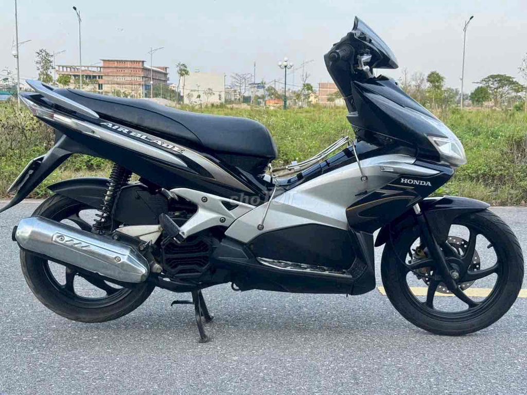 Honda Air Blade 2010 - ảnh 3