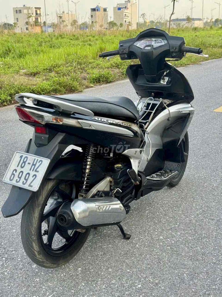 Honda Air Blade 2010 - ảnh 5