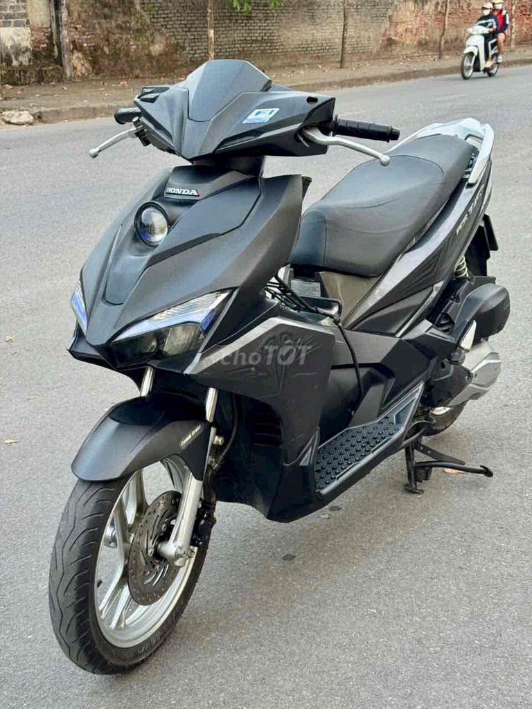 Honda Air Blade 2016 - ảnh 2