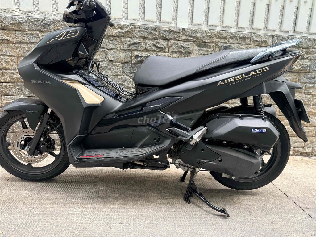 AB 2022 - ảnh 1