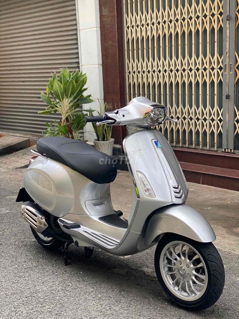 Vespa Sprint 2018 - ảnh 1
