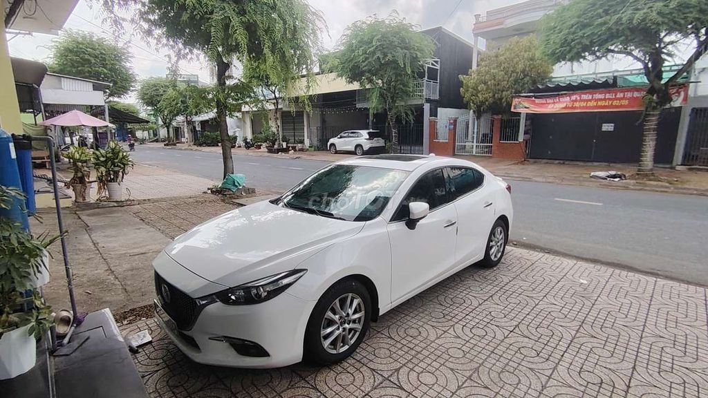 Mazda 3 2017 - ảnh 1