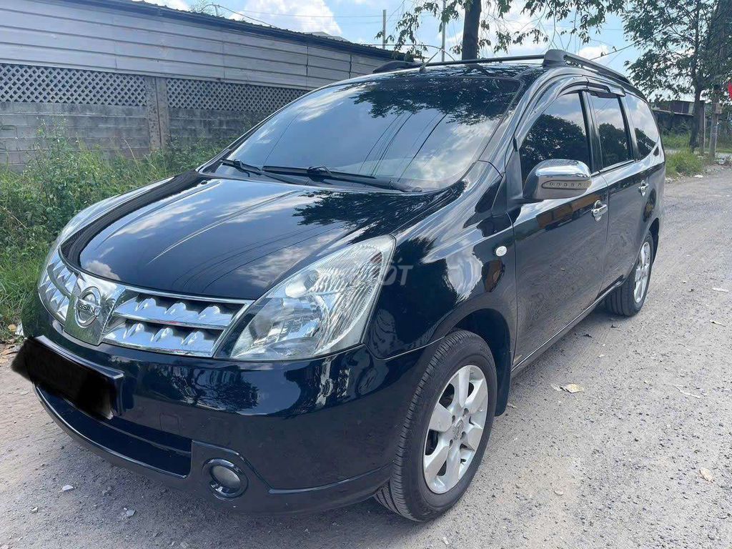 Nissan 2010 - ảnh 3