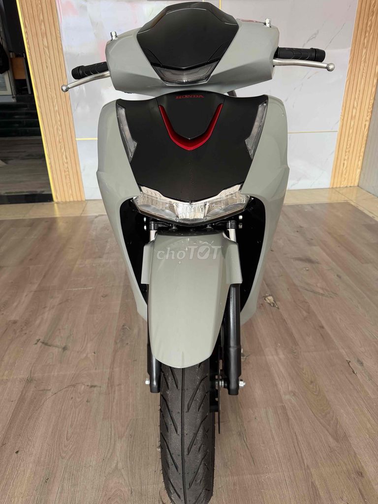 Honda SH 2025 - ảnh 1