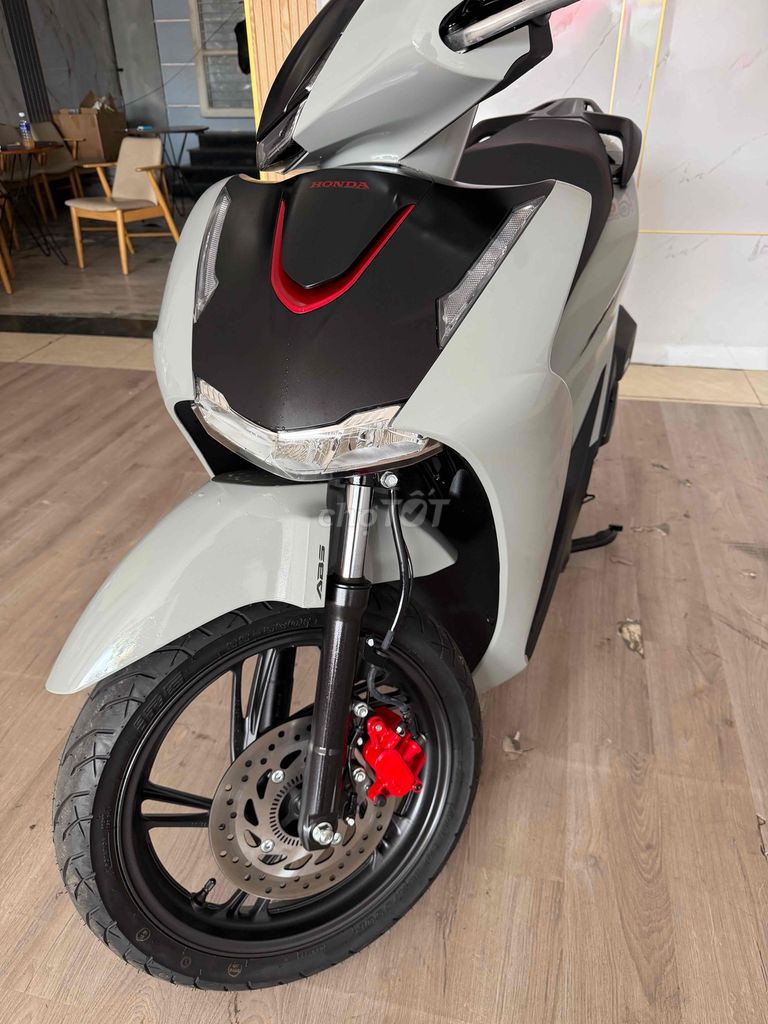 Honda SH 2025 - ảnh 2