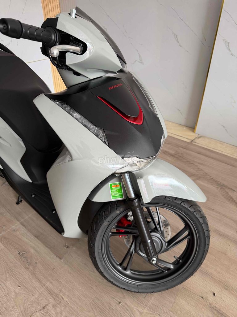 Honda SH 2025 - ảnh 4
