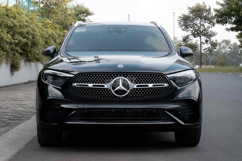 Mercedes-Benz GLC 2024 - ảnh 1