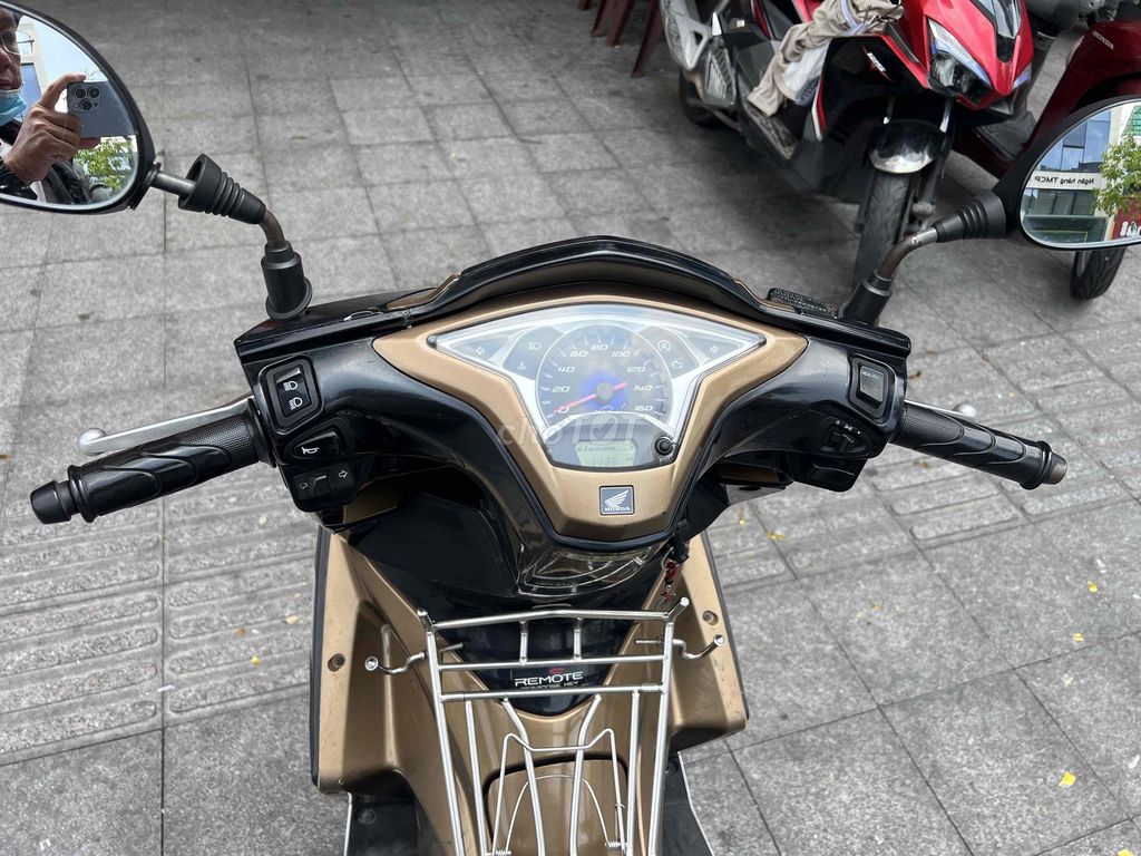 Honda Air Blade 2013 - ảnh 2