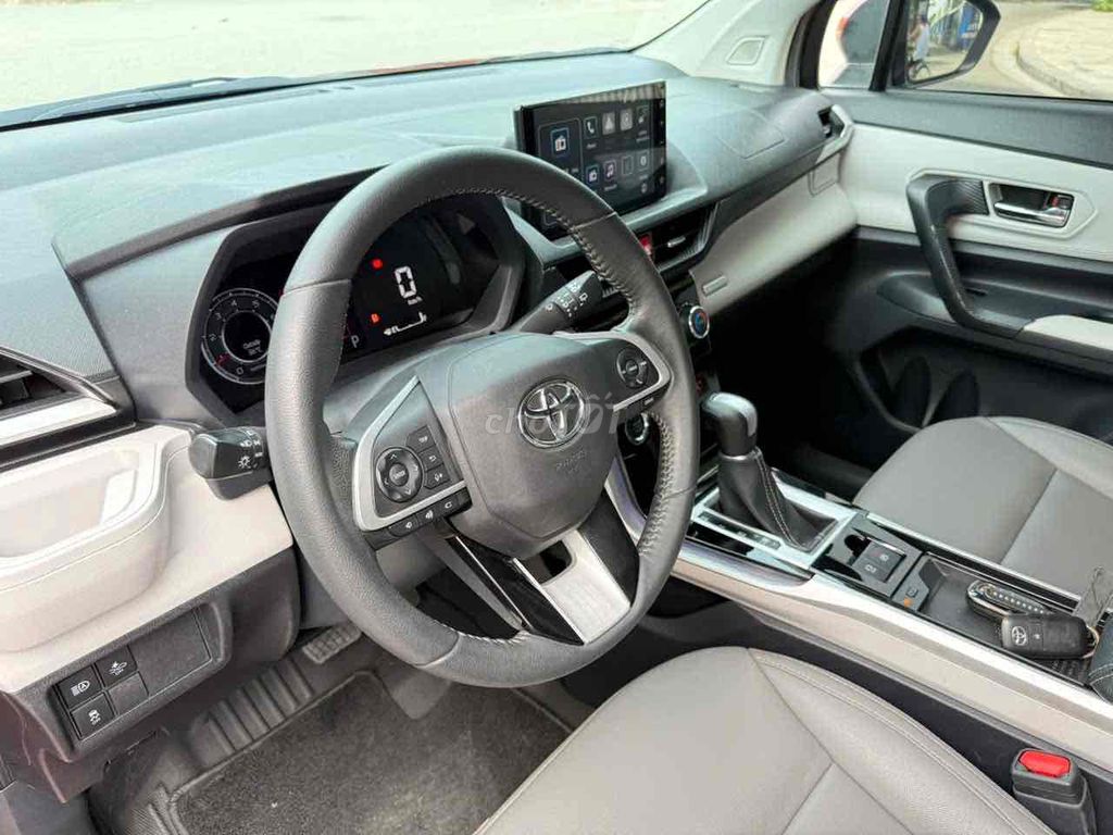 Toyota Veloz Cross 2022 - ảnh 2