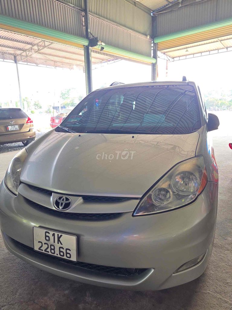 Toyota Sienna 2007 - ảnh 1