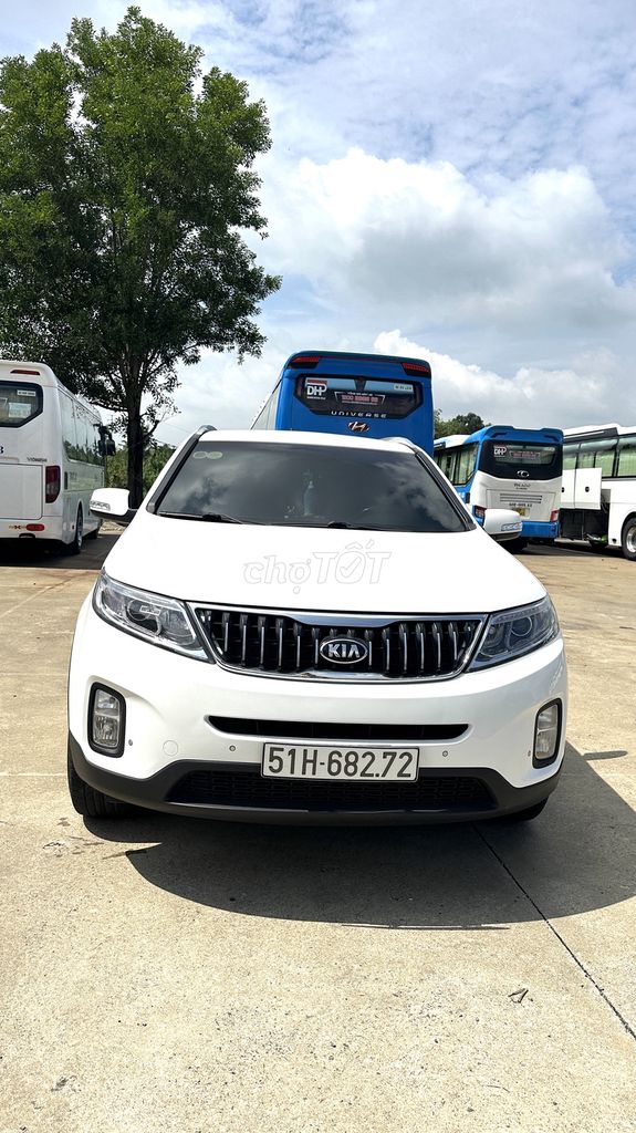 Kia Sorento - ảnh 3