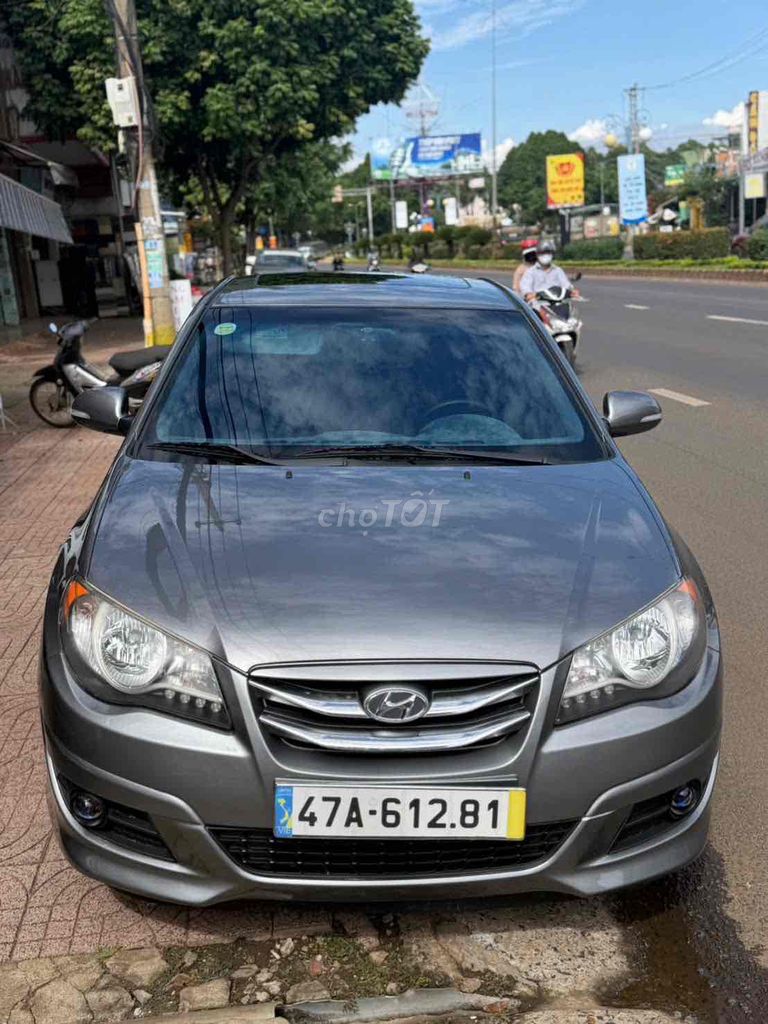 Hyundai Avante 2011 - ảnh 1