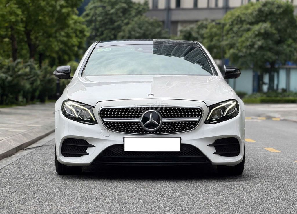 Mercedes-Benz 2020 - ảnh 2