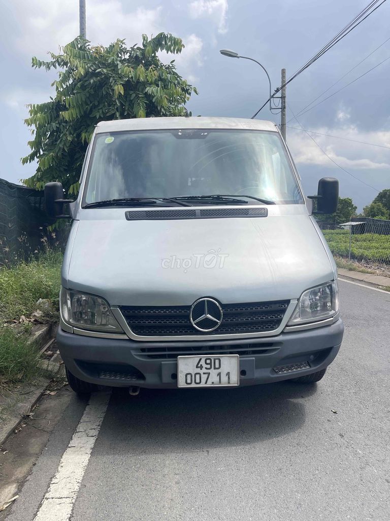 Mercedes-Benz Sprinter 2010 - ảnh 1
