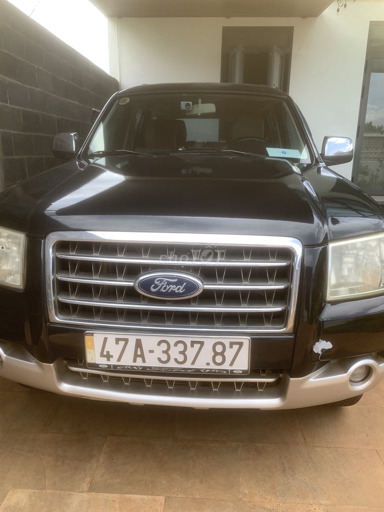 Ford Everest 2008 - ảnh 2